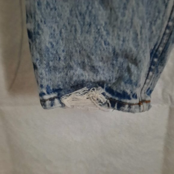 Abercrombie & Fitch Distressed Acid Wash High Rise Mom Jeans Size 24 - Picture 7 of 11